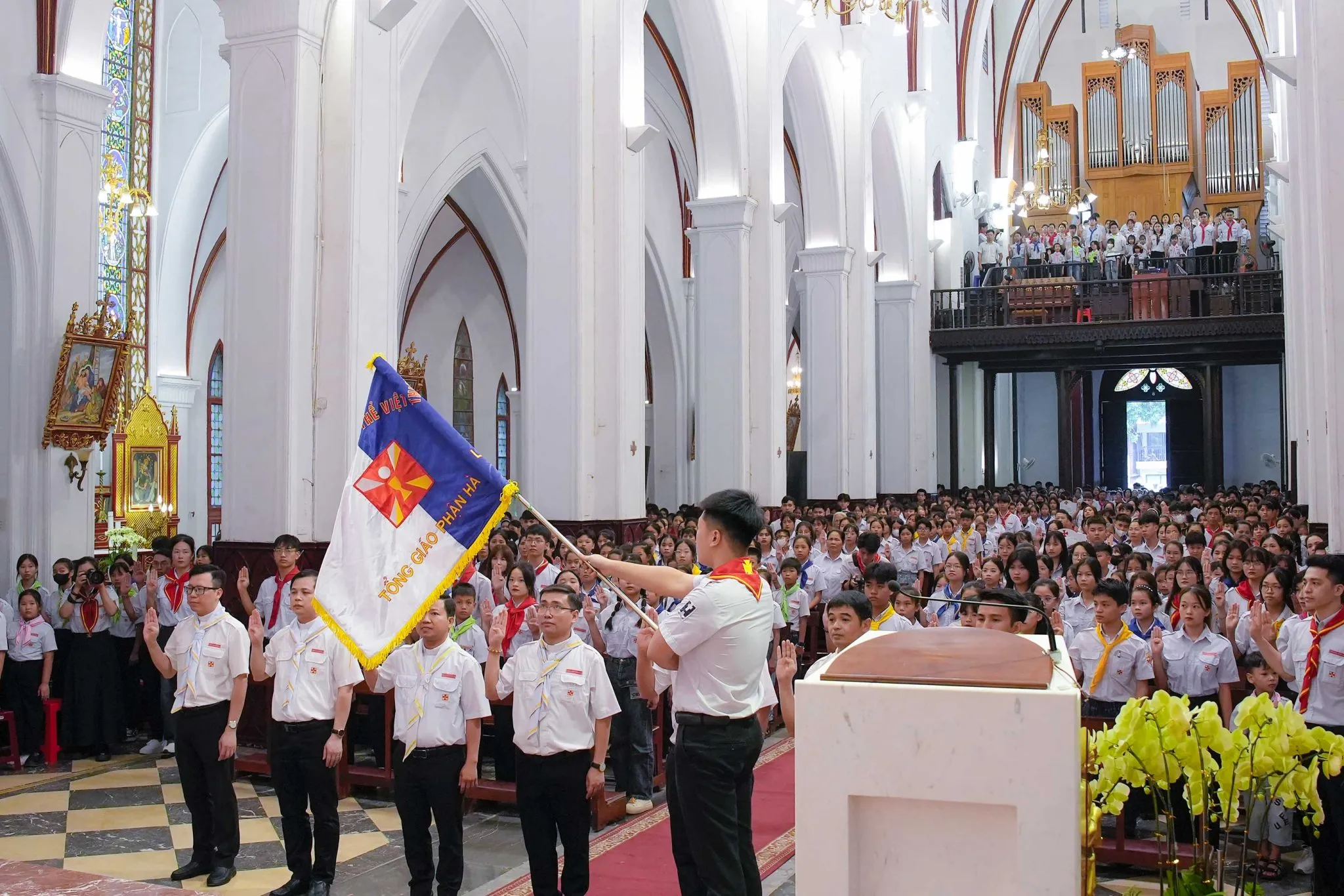 58 dự trưởng Thiếu nhi Thánh Thể tuyên hứa